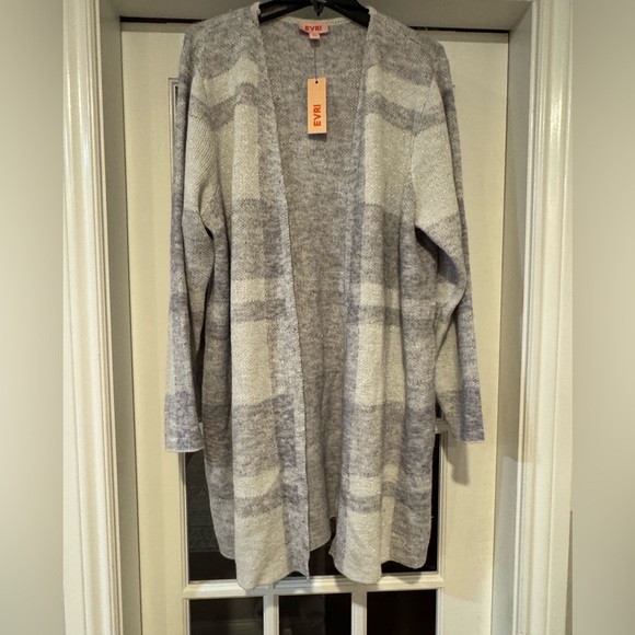 EVRI Women's Light Gray Plaid Cardigan - Picture 1 of 5